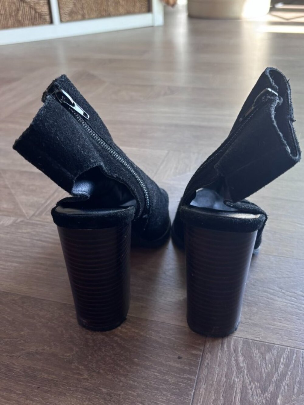 Urban Outfitters Black Genuine Suede Peep Toe Booties - Picture 4 of 8